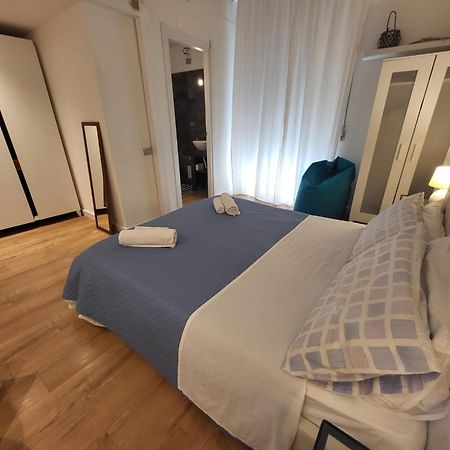 Living Cagliari Bed and Breakfast Exteriör bild