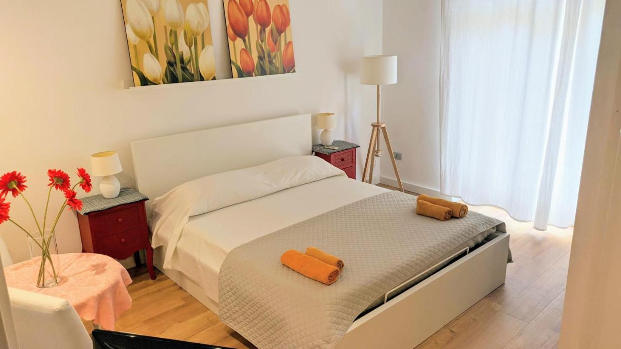 Living Cagliari Bed and Breakfast Exteriör bild