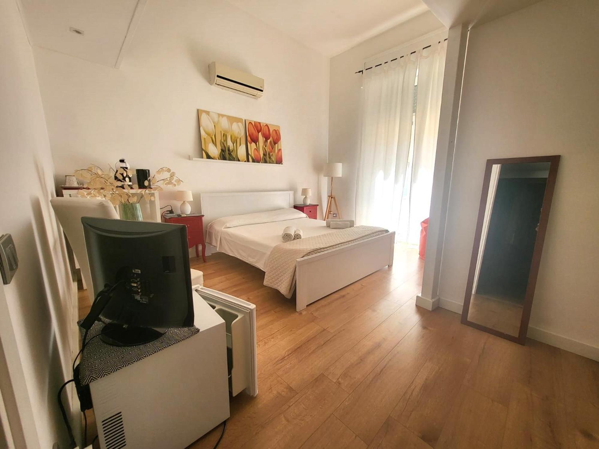 Living Cagliari Bed and Breakfast Exteriör bild